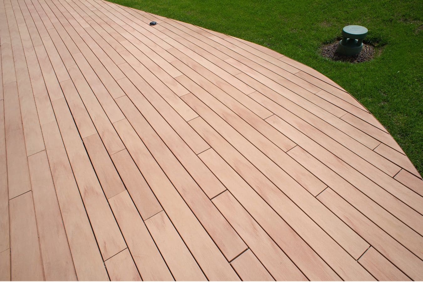 Mantenimiento de tarima exterior