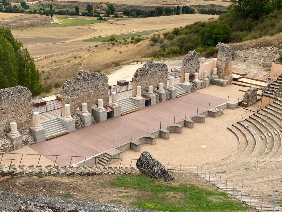 Anfiteatro romano Clunia